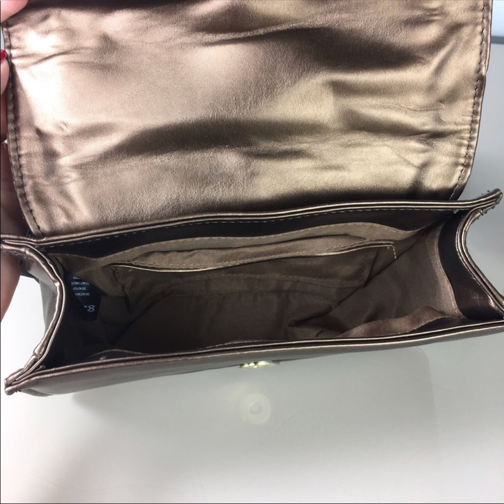 LAST ONE BCBG Paris mini cross body bag. - Picture 8 of 8